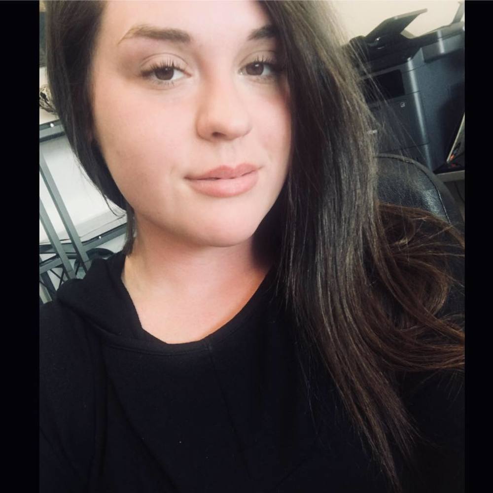 Meet your Posher, Loretta
